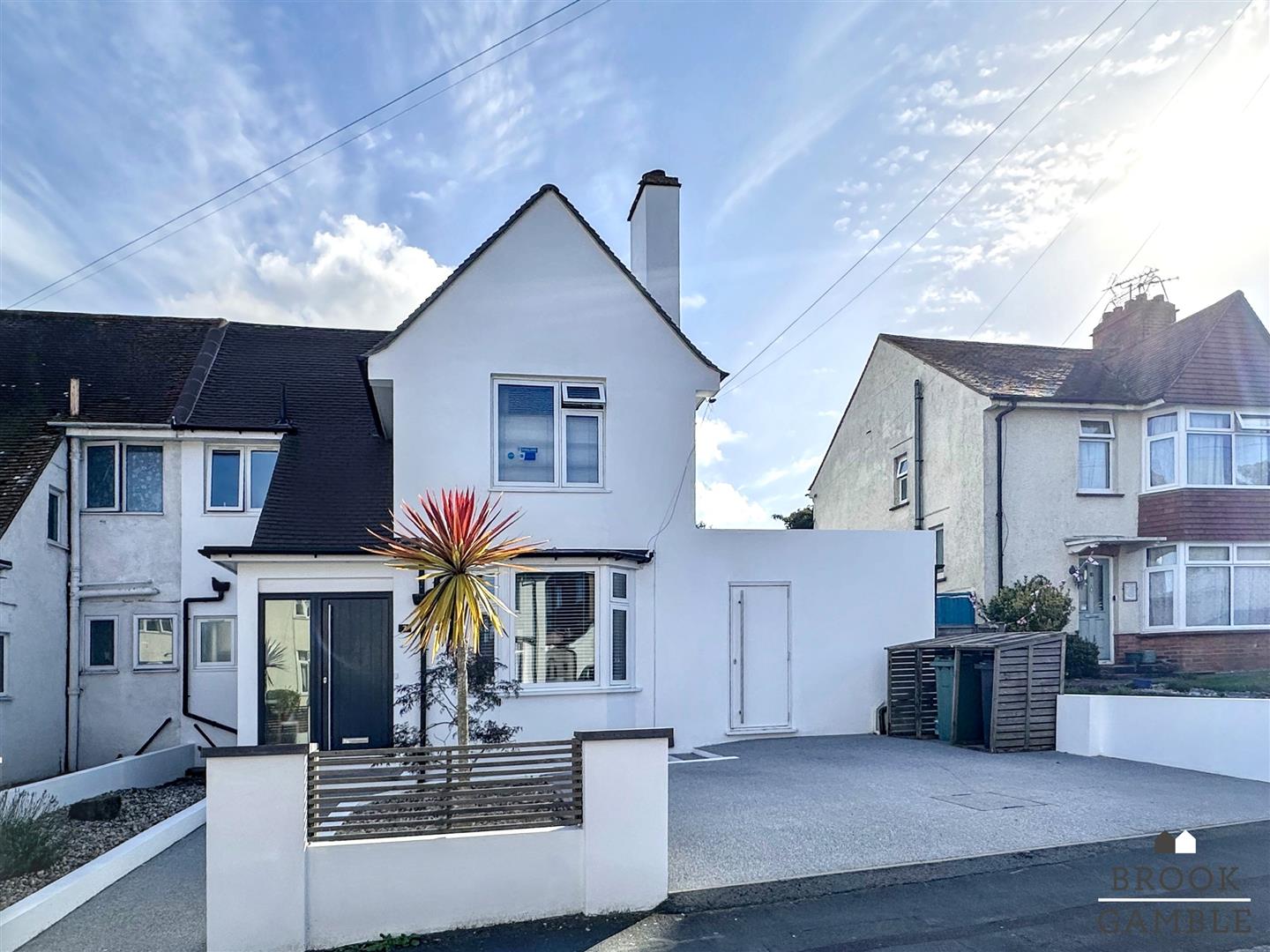 4 Bedroom House - Semi-Detached. North Avenue in Eastbourne,  32